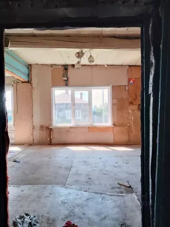 Дом в Курганская область, Далматовский муниципальный округ, с. ... - Фото 1