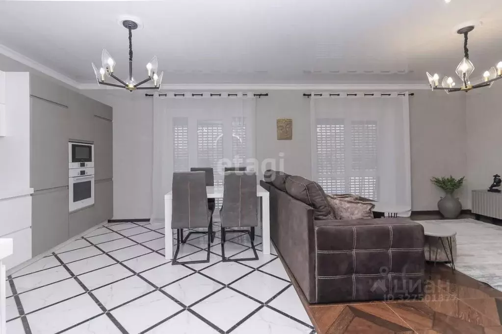 Дом в Тюменская область, Тюмень проезд 5-й Слободской (212 м) - Фото 1