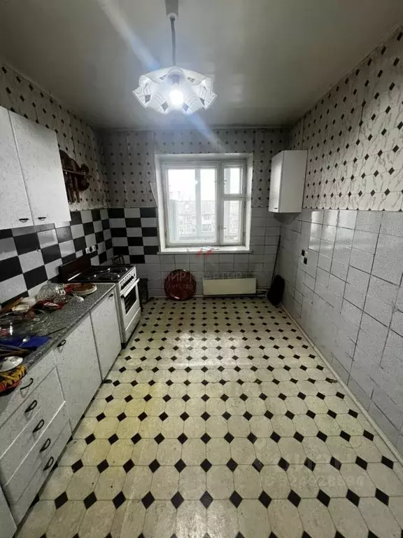 2-к кв. Хакасия, Абакан ул. Пушкина, 56Б (67.0 м) - Фото 2