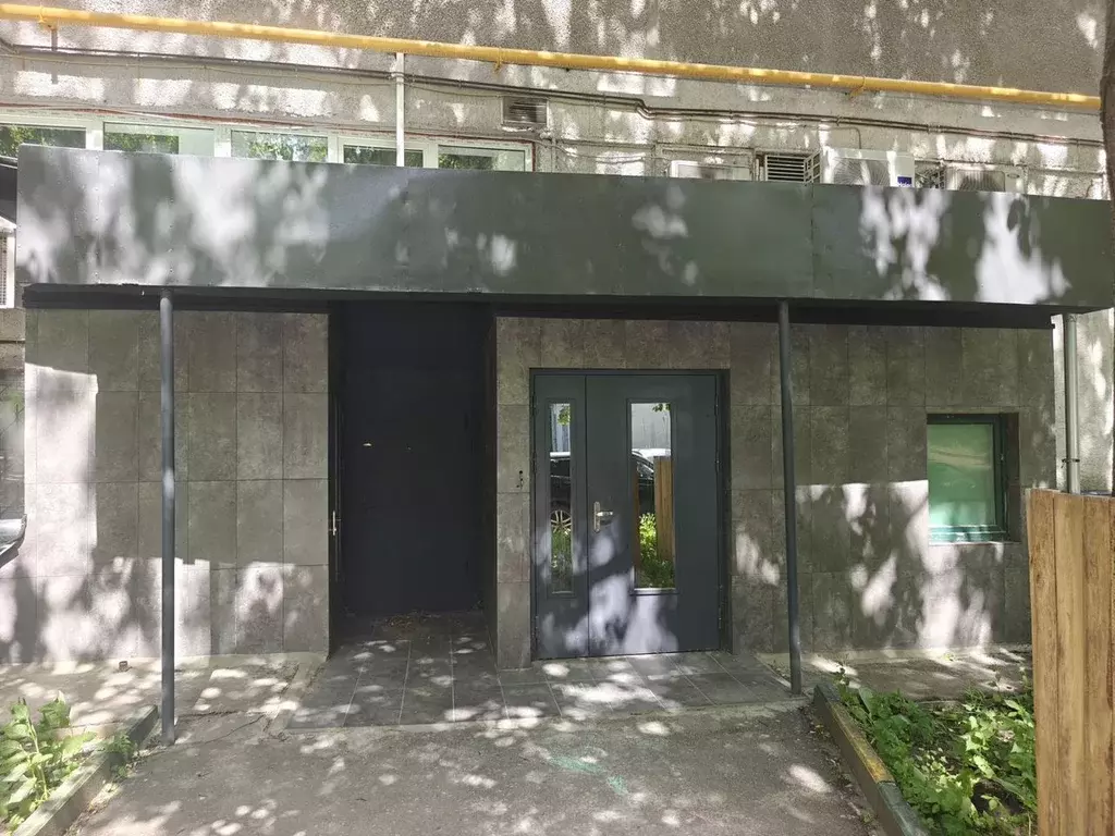 Помещение свободного назначения в Москва ул. Бутлерова, 24 (100 м) - Фото 1