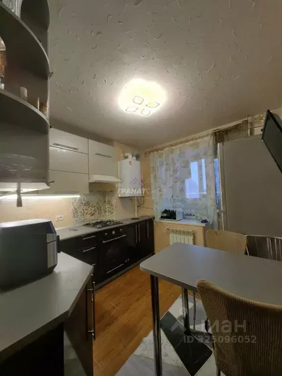 2-к кв. Омская область, Омский район, с. Троицкое, Ясная Поляна мкр ... - Фото 1