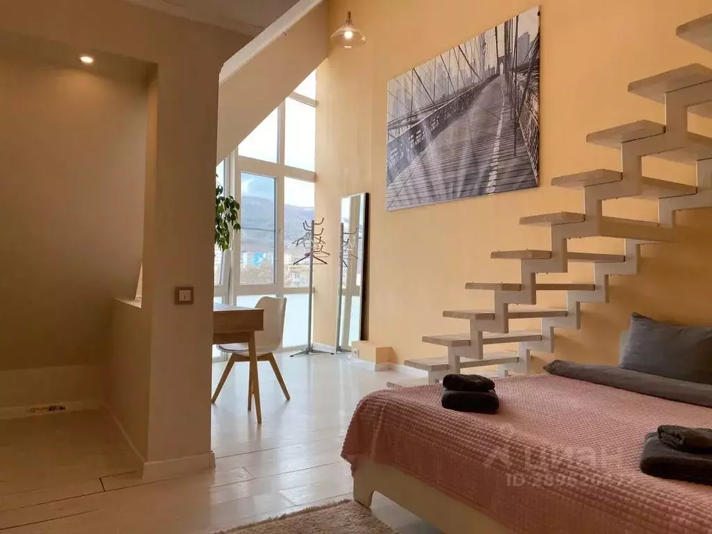 1-к кв. Сахалинская область, Южно-Сахалинск просп. Мира, 267Б (81.0 м) - Фото 2