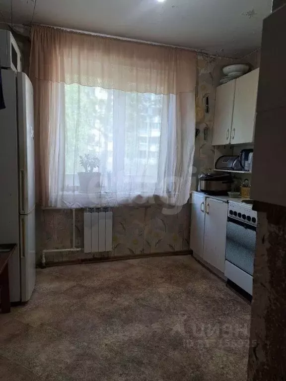 3-к кв. Орловская область, Орел Рощинская ул., 29 (67.3 м) - Фото 0