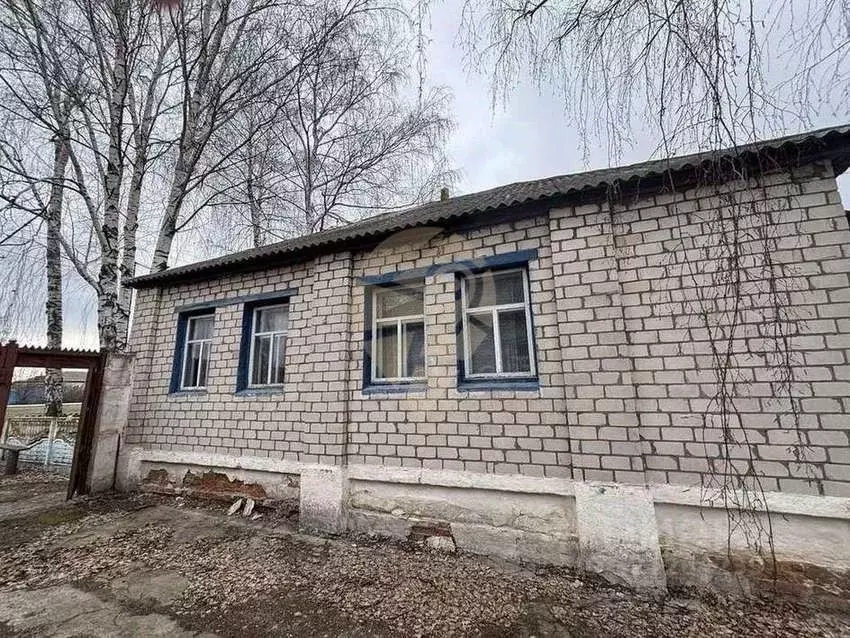 Дом в Белгородская область, Старооскольский городской округ, с. ... - Фото 0