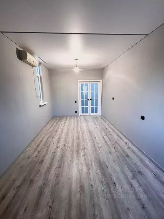 1-к кв. Астраханская область, Астрахань ул. Адмирала Нахимова, 46к1 ... - Фото 2