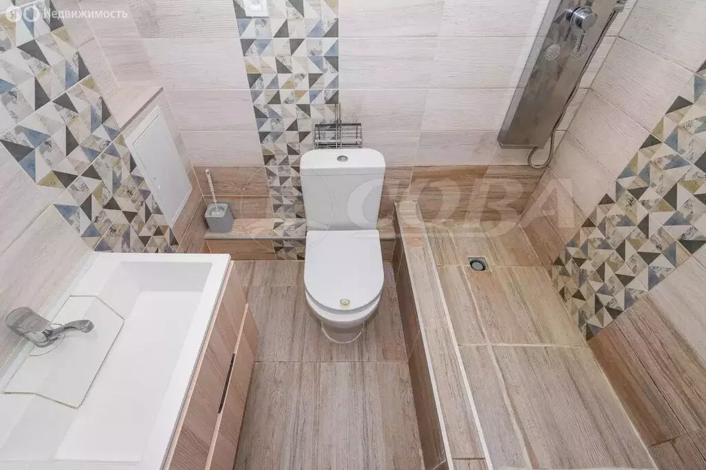 1-комнатная квартира: Тюмень, улица Фармана Салманова, 4 (34 м) - Фото 1
