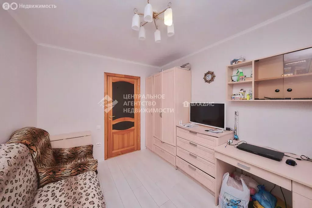 2-комнатная квартира: Рязань, район Приокский, улица Космонавтов, 4 ... - Фото 2