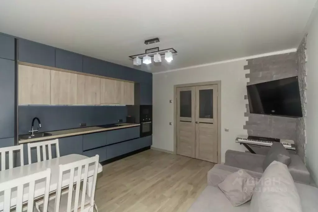 2-к кв. Челябинская область, Челябинск ул. Трашутина, 41 (64.5 м) - Фото 2