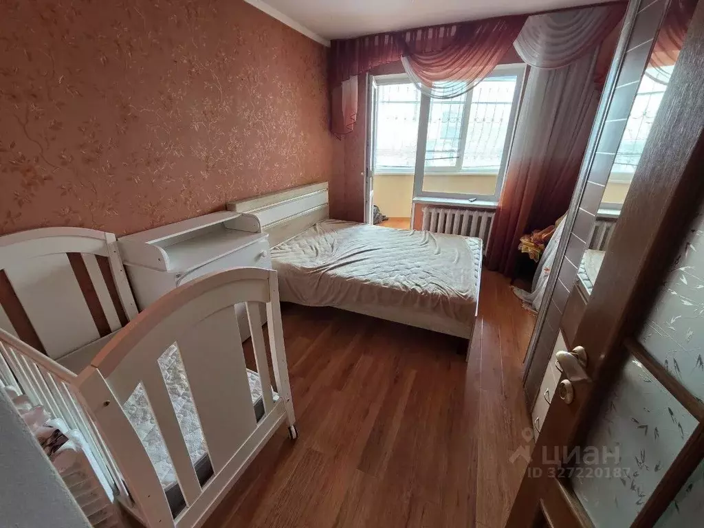 3-к кв. Крым, Симферополь ул. Бородина, 2 (66.0 м) - Фото 1