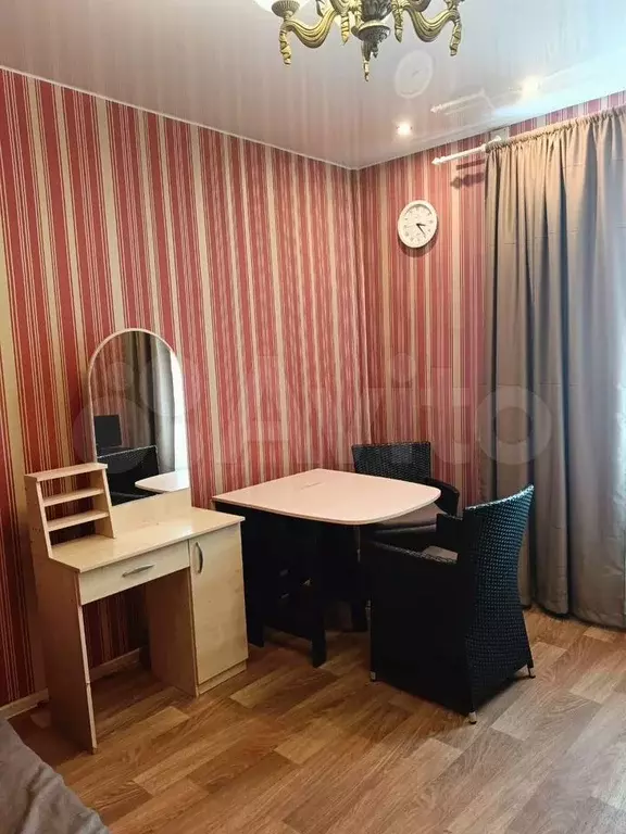 Комната 19 м в 6-к., 2/4 эт. - Фото 0