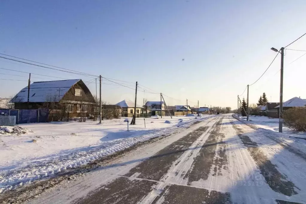 Участок в Тюменская область, Ялуторовский муниципальный округ, с. ... - Фото 1