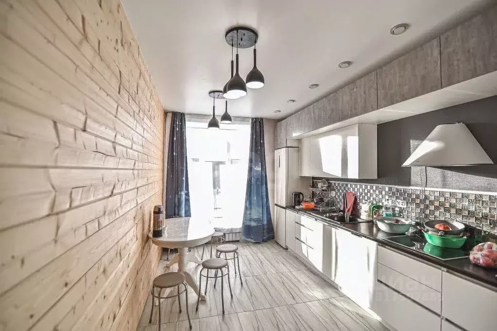 Дом в Сахалинская область, Южно-Сахалинск городской округ, с. ... - Фото 2