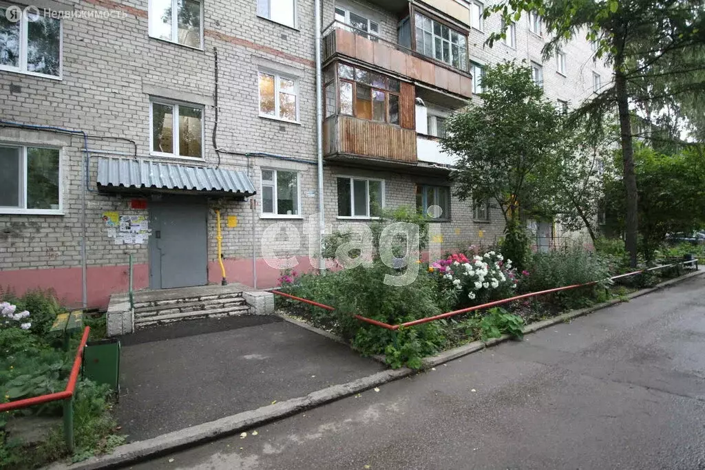 3-комнатная квартира: Томск, улица Косарева, 25 (63.7 м) - Фото 1