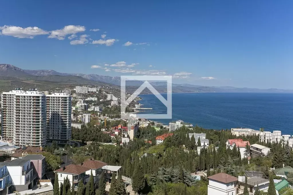 3-к кв. Крым, Алушта ул. Чатырдагская, 1А (98.0 м) - Фото 1