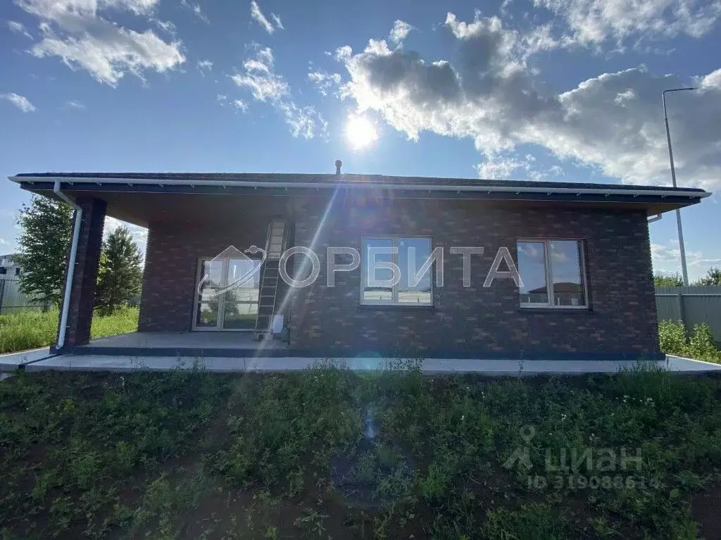 Дом в Тюменская область, Тюменский район, Новокаменский кп ул. ... - Фото 1