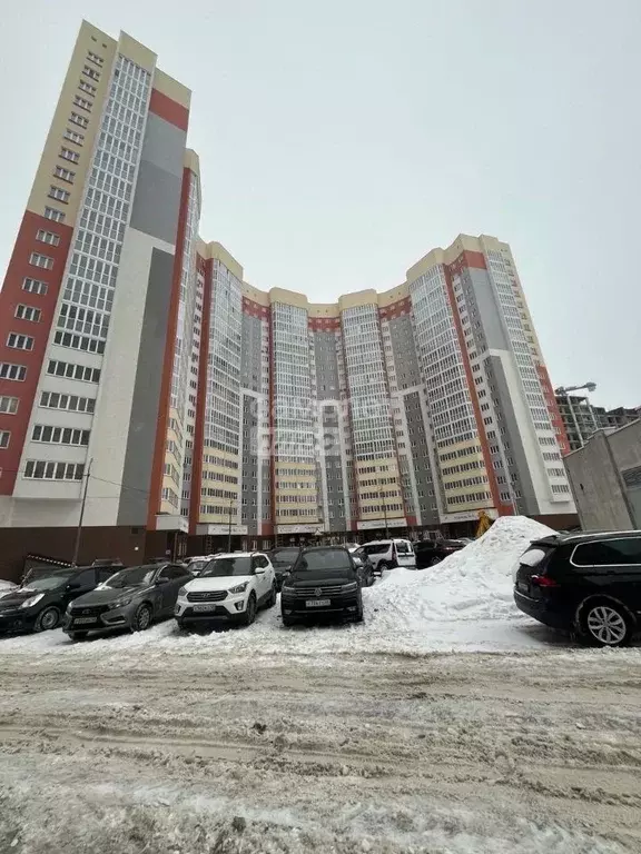 2-к кв. Липецкая область, Липецк ул. И.В. Свиридова, 24к1 (76.4 м) - Фото 1