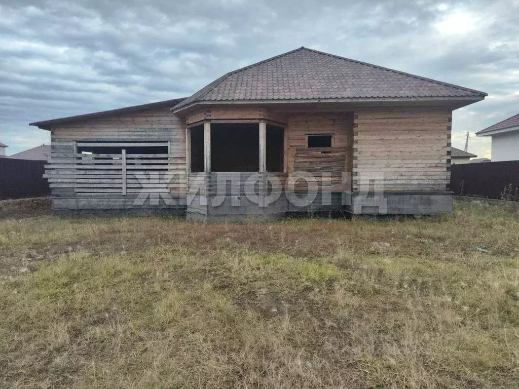 Дом в Хакасия, Абакан ул. Муслима Магомаева (110 м) - Фото 2