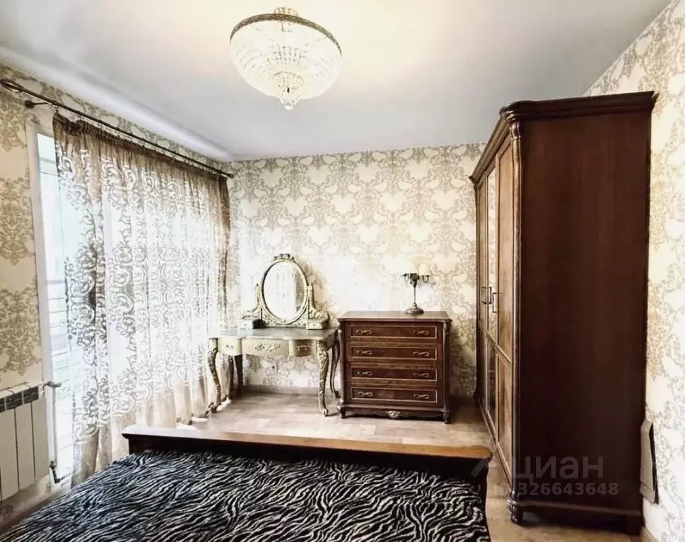 4-к кв. Красноярский край, Красноярск ул. Петра Ломако, 6 (110.5 м) - Фото 1