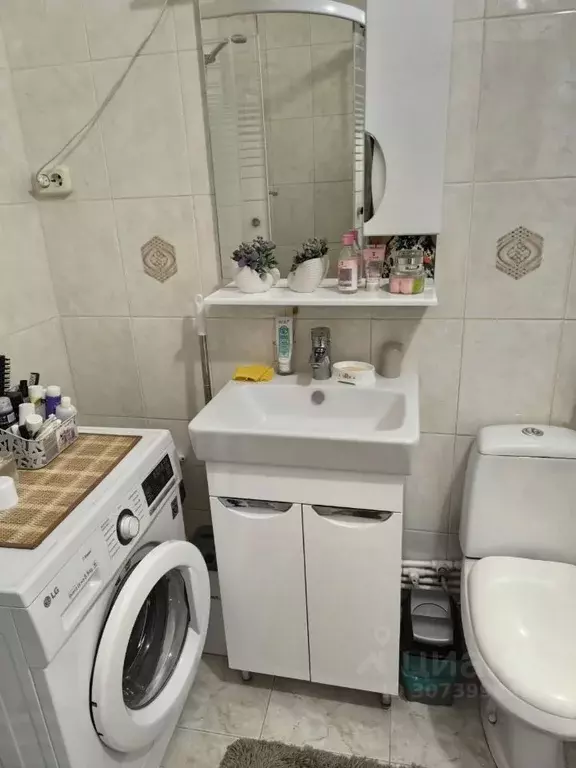 Дом в Крым, Симферопольский район, с. Мирное ул. Дружбы (35 м) - Фото 1