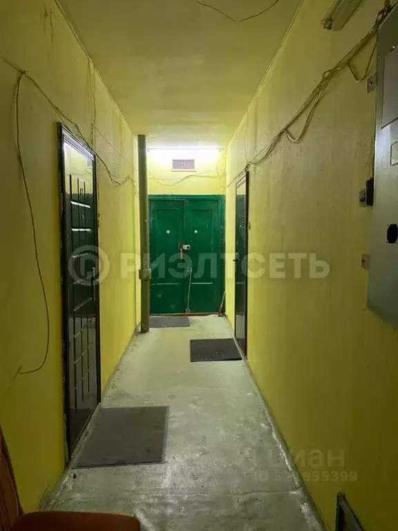 2-к кв. Мурманская область, Мончегорск ул. 10-й Гвардейской Дивизии, 2 ... - Фото 2