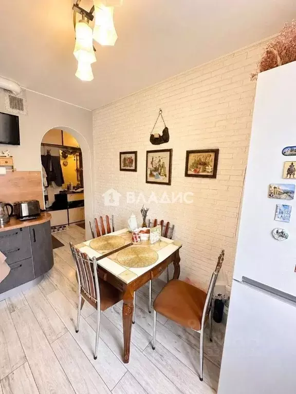 3-к кв. Белгородская область, Белгород ул. Губкина, 21 (59.0 м) - Фото 2