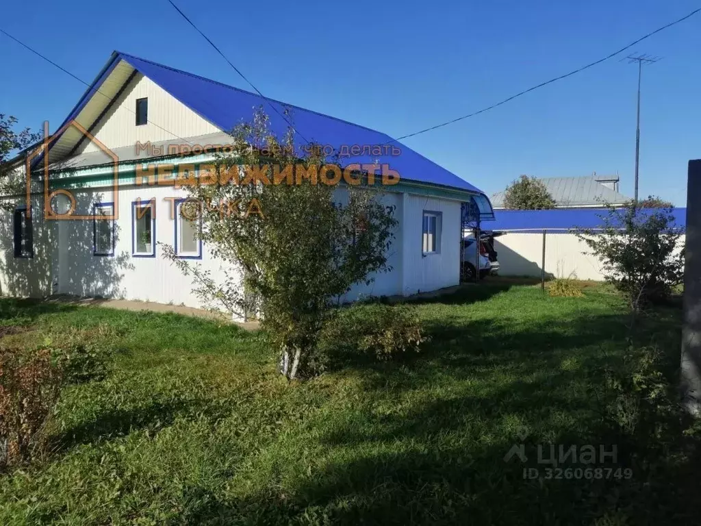 Дом в Башкортостан, Илишевский район, Яркеевский сельсовет, с. ... - Фото 1