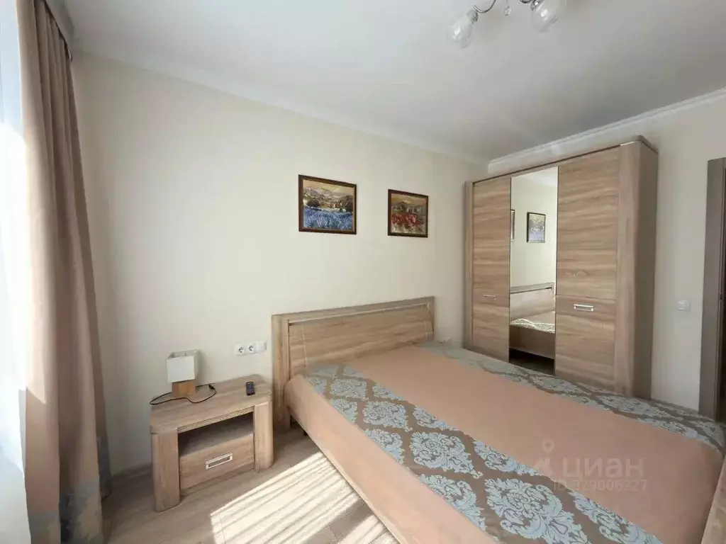 2-к кв. Крым, Симферополь ул. Лексина, 50 (65.0 м) - Фото 1