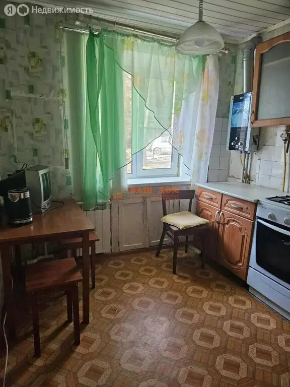 2-комнатная квартира: посёлок Косая Гора, улица Максима Горького, 46 ... - Фото 1