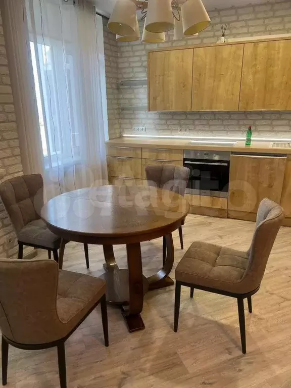 3-к. квартира, 80 м, 2/17 эт. - Фото 0