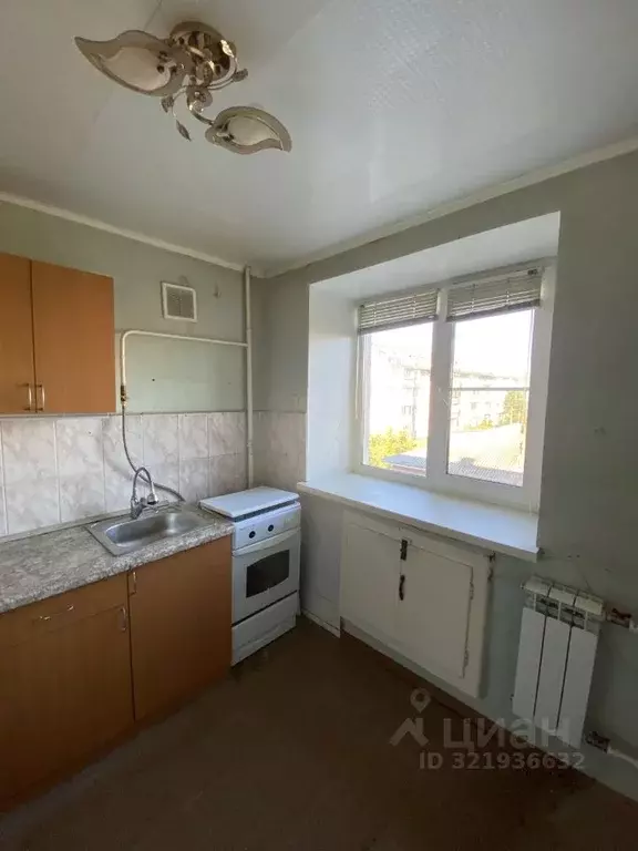 1-к кв. Нижегородская область, Дзержинск Октябрьская ул., 40 (30.0 м) - Фото 0