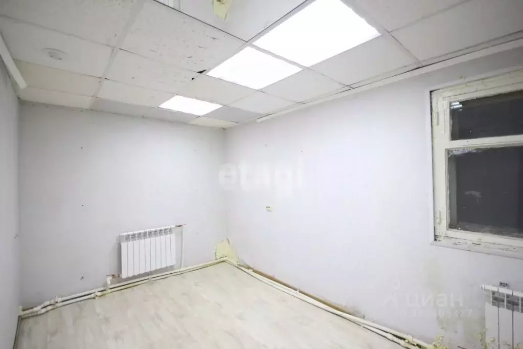 Торговая площадь в Ямало-Ненецкий АО, Новый Уренгой просп. Губкина, ... - Фото 1