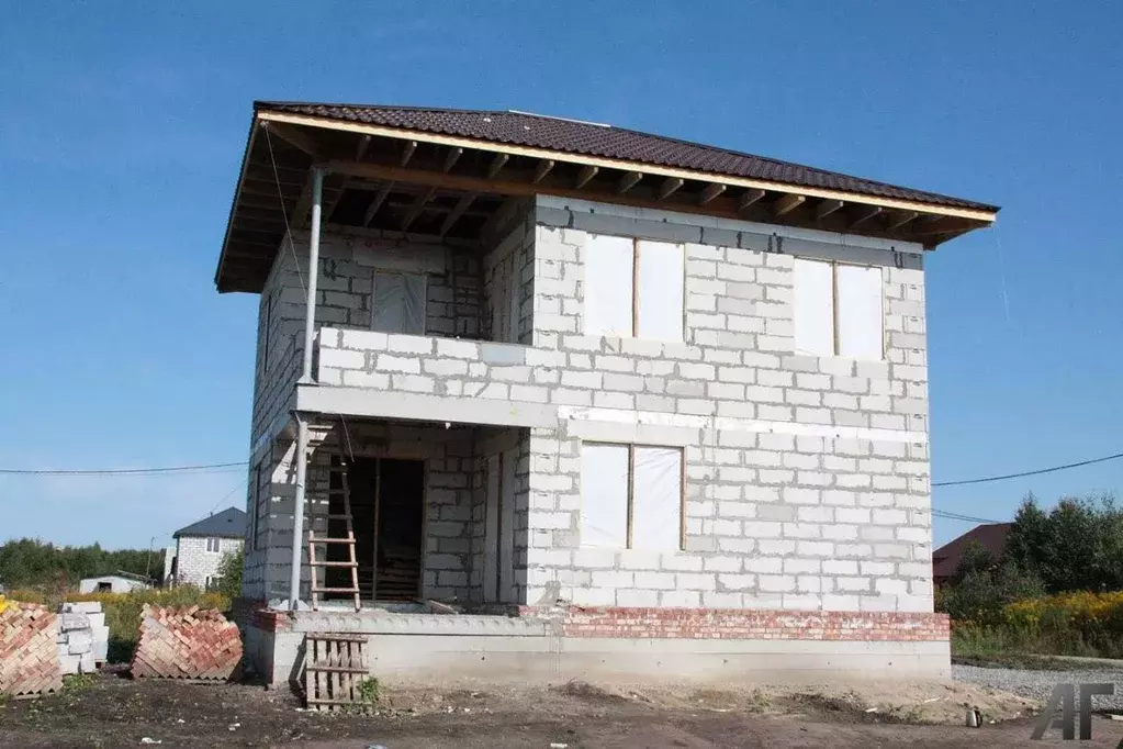 Дом в Нижегородская область, Арзамас Кирилловский мкр, Школьная ул. ... - Фото 0