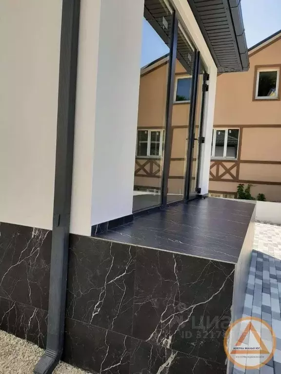 Дом в Краснодарский край, Туапсе ул. Кириченко, 89 (50 м) - Фото 1