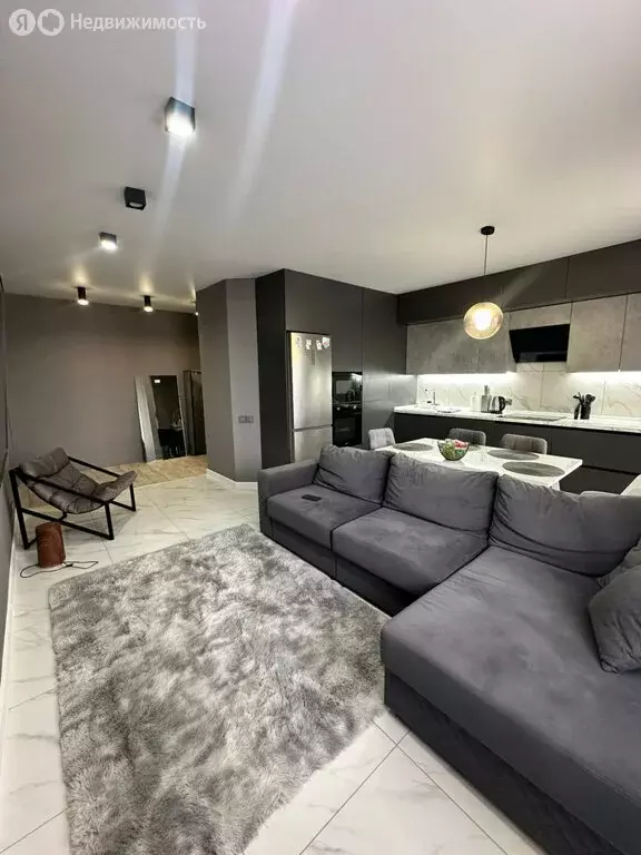 3-комнатная квартира: Тамбов, Магистральная улица, 41к6 (71 м) - Фото 0