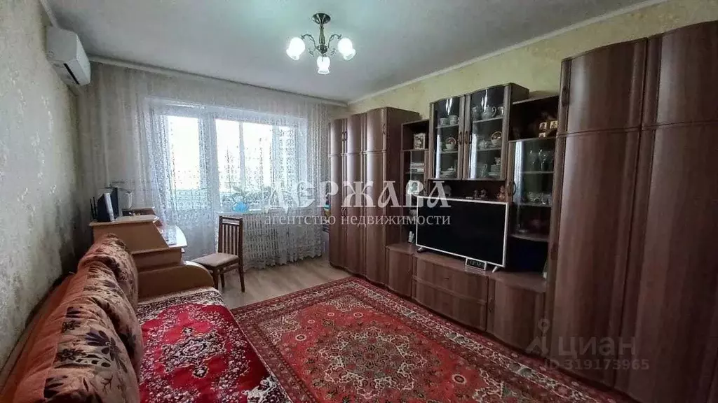 2-к кв. Белгородская область, Старый Оскол Юбилейный мкр, 2 (52.4 м) - Фото 0