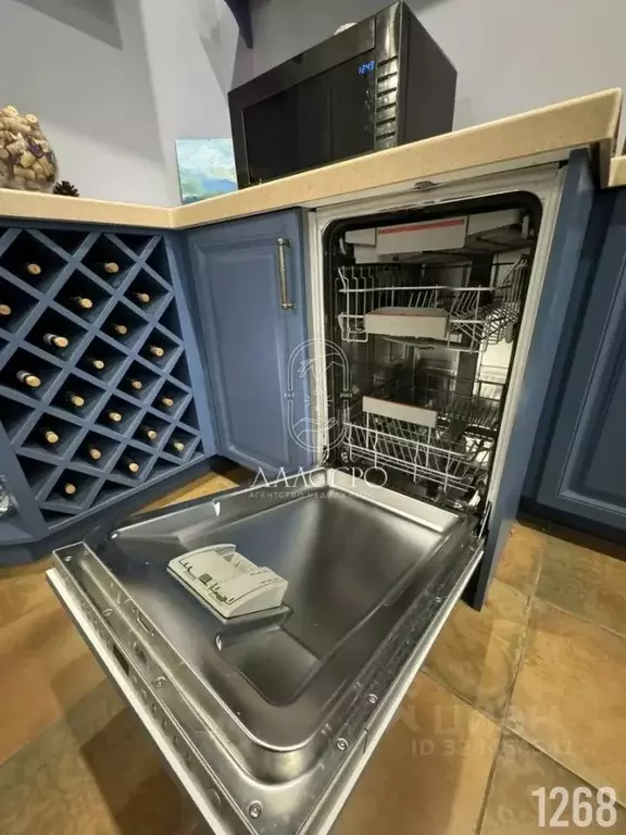 2-к кв. Севастополь просп. Генерала Острякова, 244к6 (56.4 м) - Фото 2