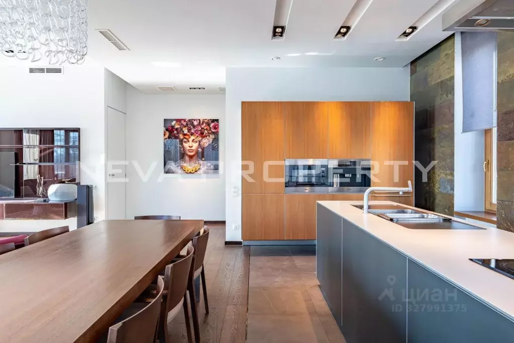 3-к кв. Санкт-Петербург наб. Мартынова, 74Г (147.5 м) - Фото 1