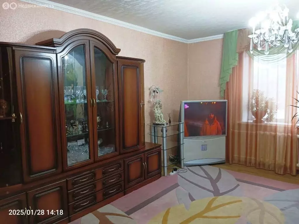 3-комнатная квартира: Нижнекамск, проспект Шинников, 3В (65.7 м) - Фото 0