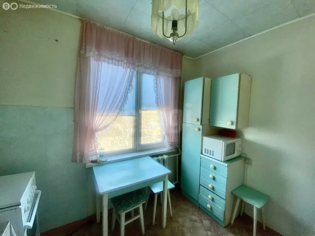 4-комнатная квартира: Ижевск, улица Михаила Петрова, 20 (79.4 м) - Фото 1