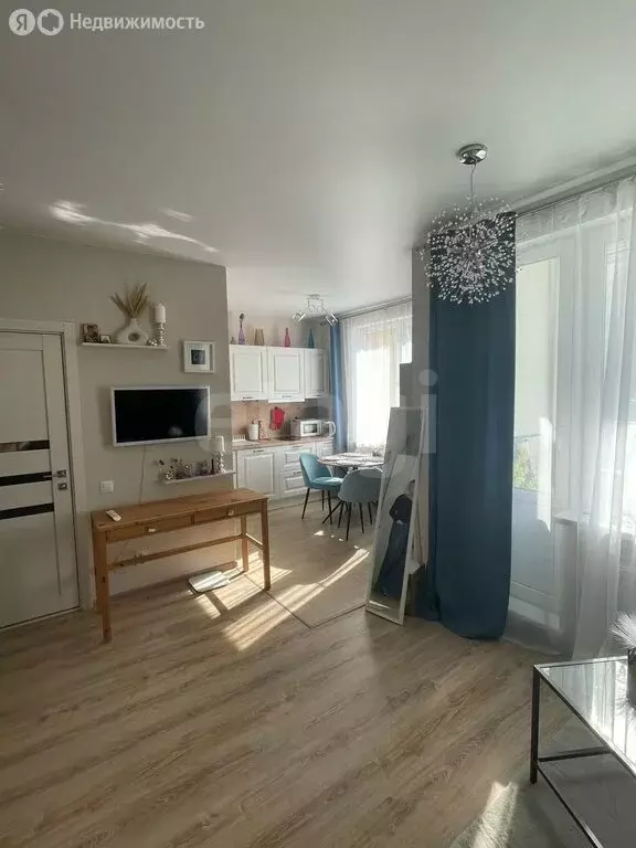 Квартира-студия: Нижний Новгород, улица Академика Чазова, 2 (30 м) - Фото 1