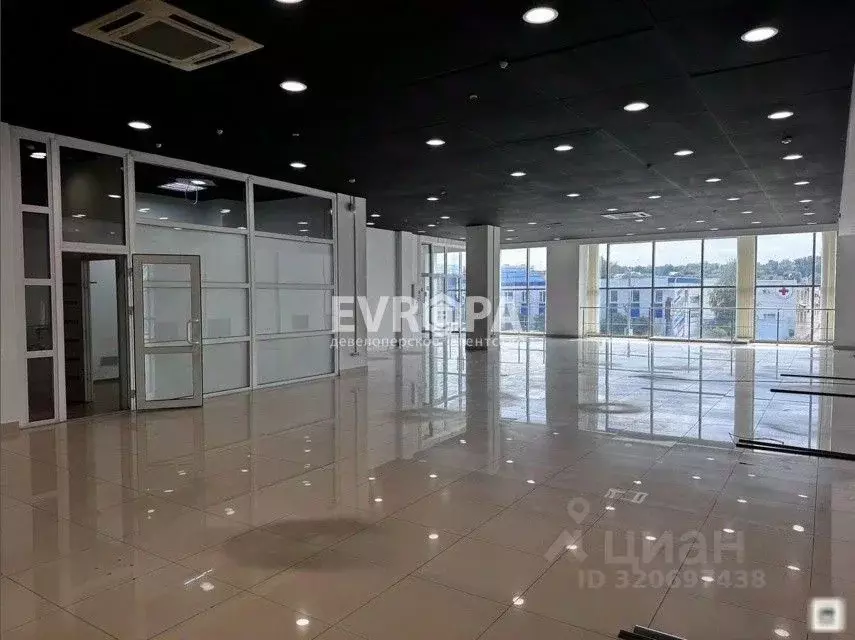 Офис в Ульяновская область, Ульяновск ул. Урицкого, 100с1 (800 м) - Фото 2