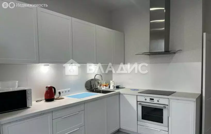 1-комнатная квартира: посёлок городского типа Новоивановское, бульвар ... - Фото 1