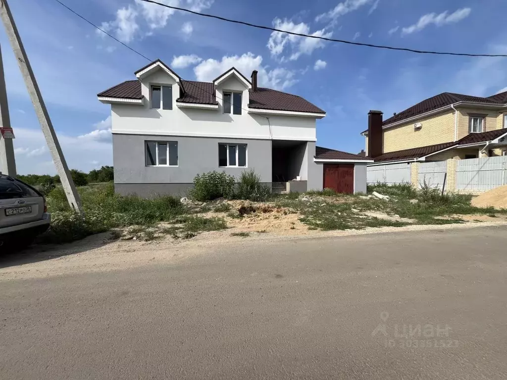 Дом в Воронежская область, с. Семилуки ул. Ушакова, 2 (233 м) - Фото 0