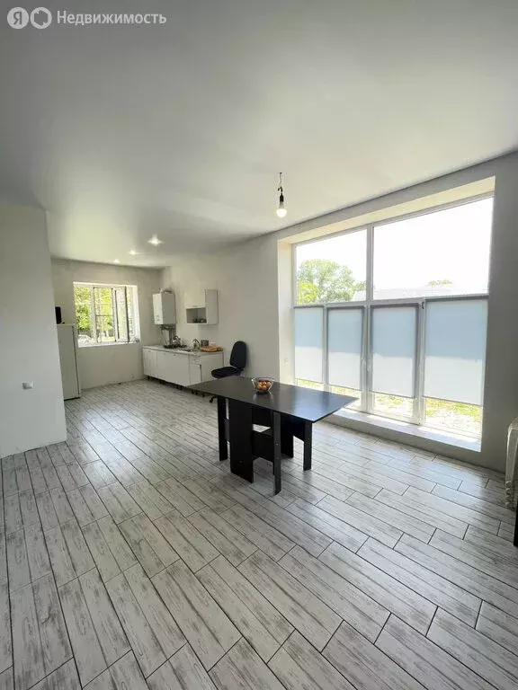Дом в Гизель, улица Калинина, 70 (100 м) - Фото 0