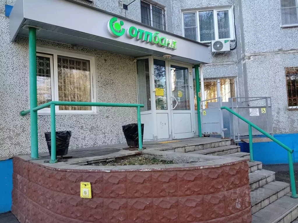 Торговая площадь в Омская область, Омск Заозерная ул., 28 (77 м) - Фото 1
