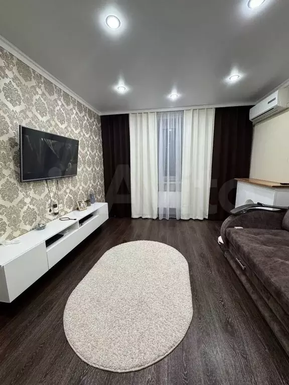 1-к. квартира, 40 м, 7/10 эт. - Фото 0