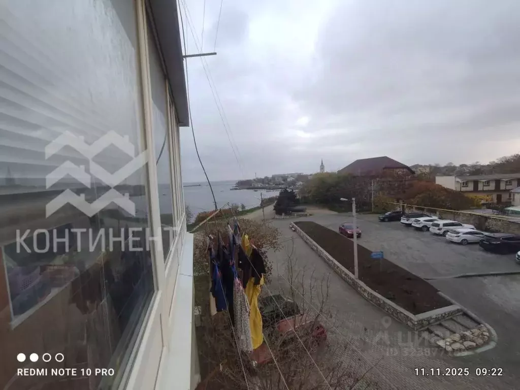 1-к кв. Крым, Черноморское пгт ул. Кооперативная, 4А (36.1 м) - Фото 2