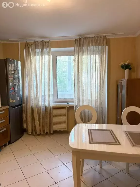 3-комнатная квартира: Тюмень, Одесская улица, 46 (85 м) - Фото 1