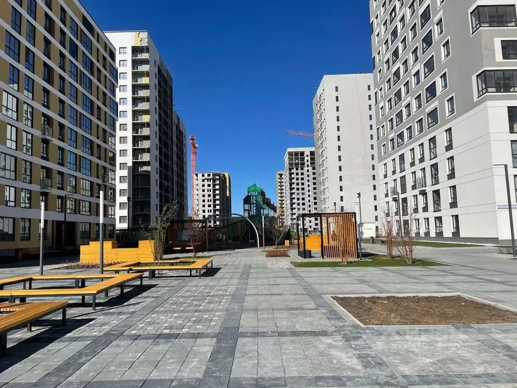 2-к кв. Свердловская область, Екатеринбург бул. Новосинарский, 5 (44.2 ... - Фото 1