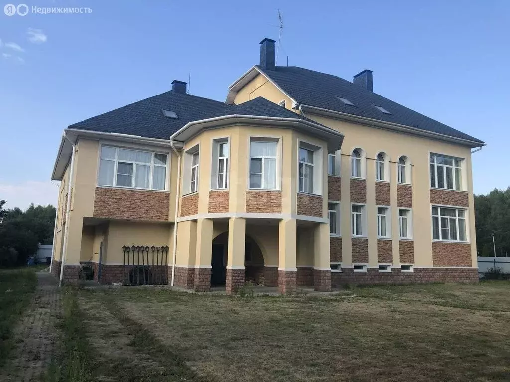 Дом в деревня Малые Петрищи, 2-й Лесной проезд (991.9 м) - Фото 1